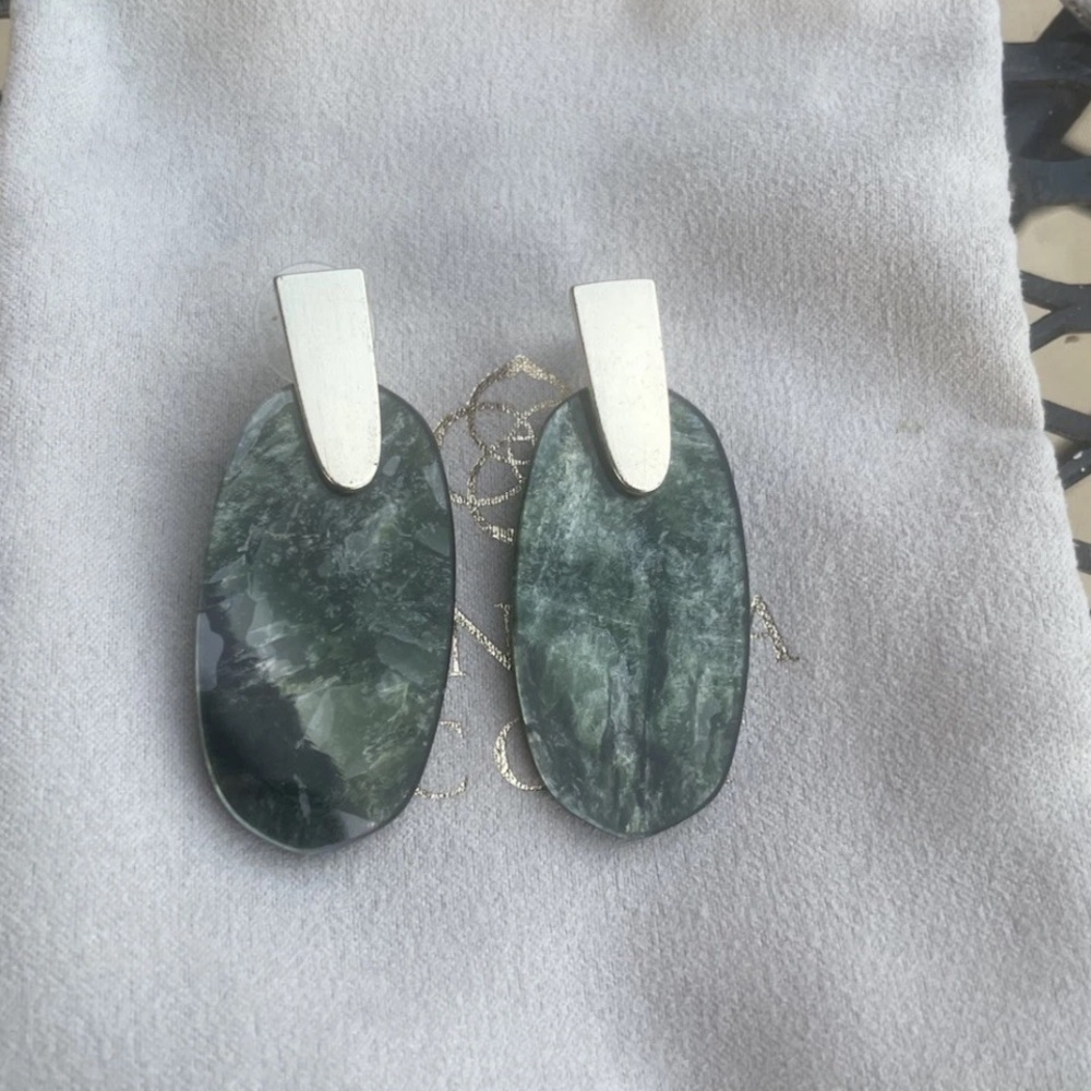 Kendra Scott Aragon Sage Green Earrings